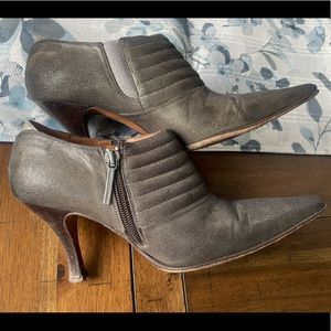 Donald Pliner Monica metallic pointed toe bootie 8